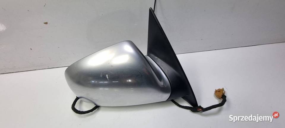 LUSTERKO PRAWE AUDI S8 D3 14 PIN Lipno