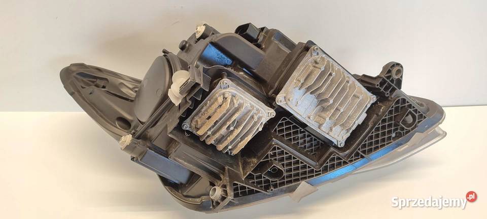 MERCEDES VITO W447 LAMPA LEWY PRZÓD RHD ANGLIK
