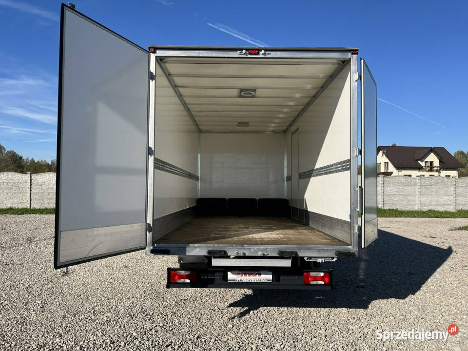 Iveco Daily 72C18 Kontener 10palet Ładowność4000 welurowa tapicerka Daleszyce