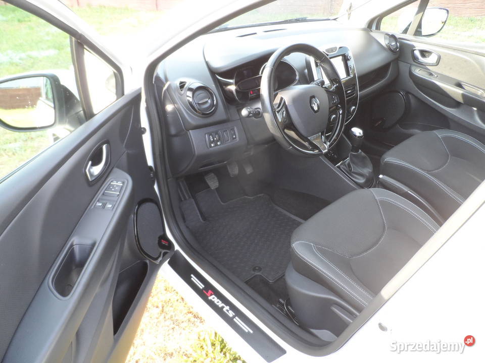 Renault Clio 09 tce 2017r 66 144 Rok produkcji 2017 Września sprzedam
