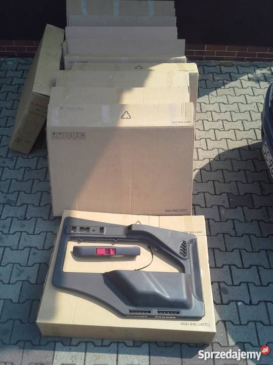 Tapicerka dzrwi uchwyt panel Mercedes 1922 1834 Częstochowa