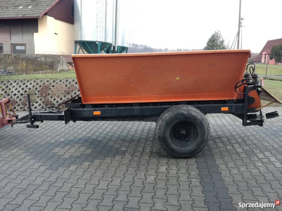 Rozsiewacz RCW3 hydrauliczny