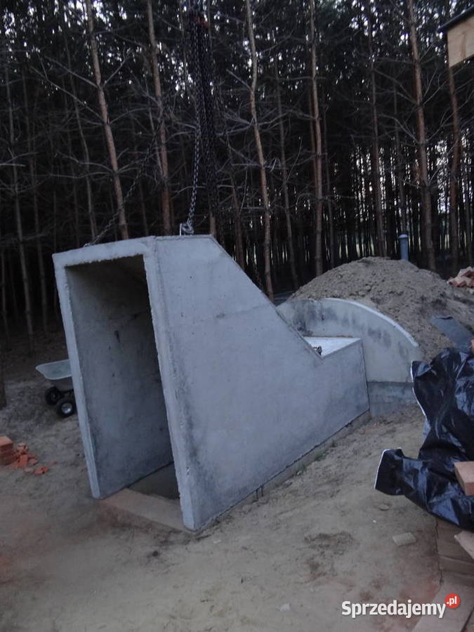 Schody betonowe piwnica piwniczka ziemianka mazowieckie Wierzbica