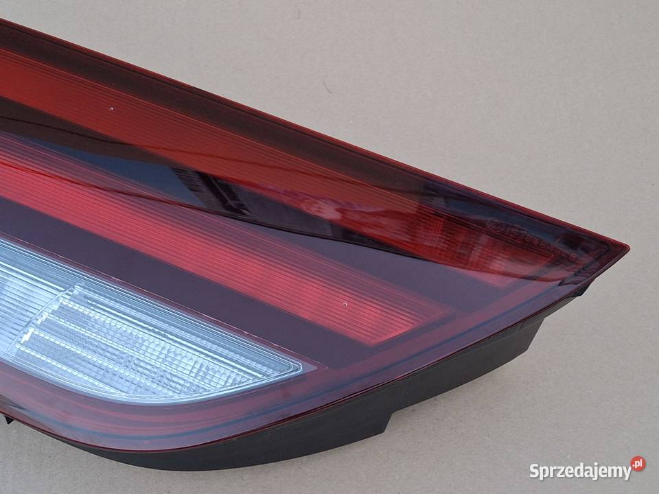 MAN LIONS COACH LAMPA LEWY TYŁ LEWA TYLNA ciężarowe Bieleń