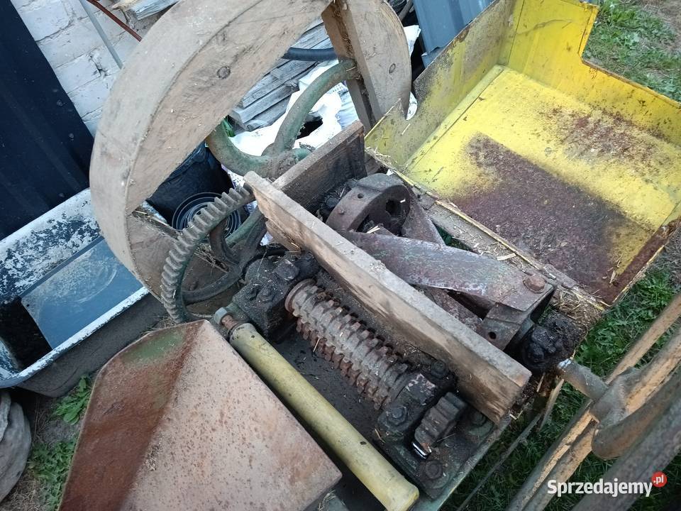 Żarna do zboża i sieczkarnia Giedlarowa sprzedam