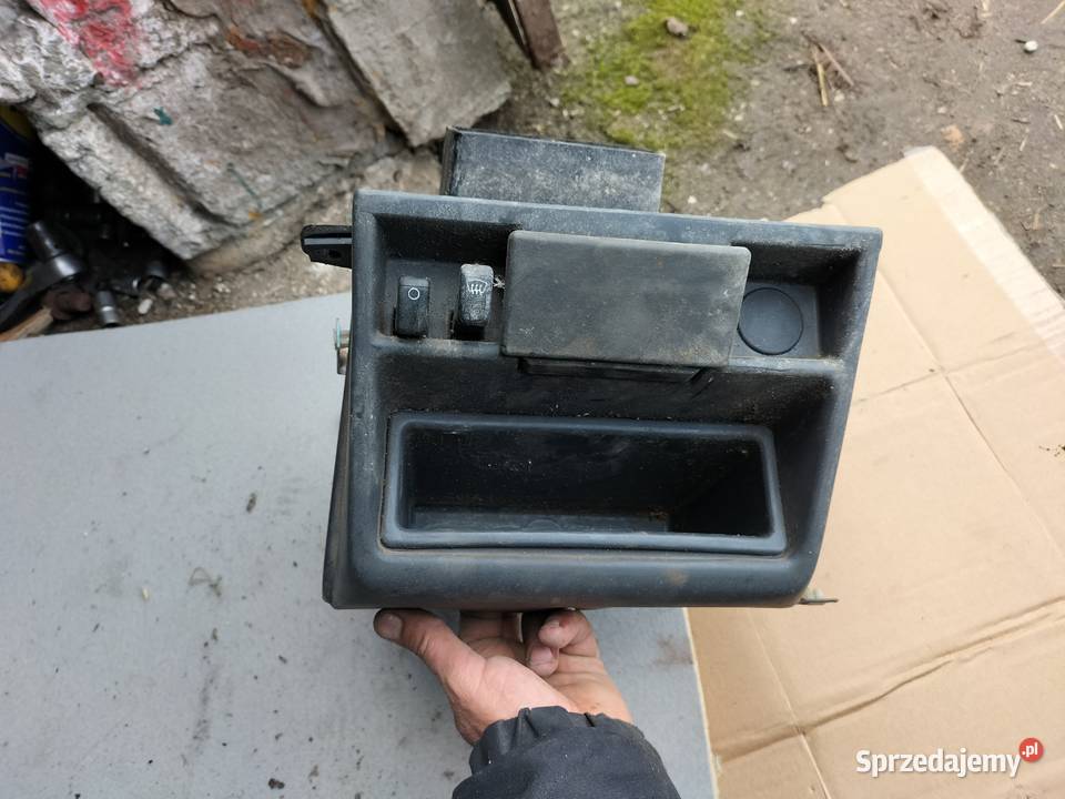 FIAT 126P 126 P ELEGANT MALUCH RAMKA RADIA osobowe lubelskie Kamień-Kolonia