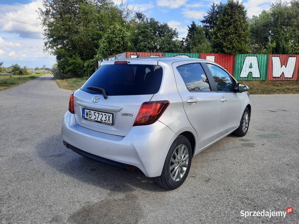 Toyota Yaris III 133 VVTi Premium Salon Polska Rok produkcji 2017 Warszawa