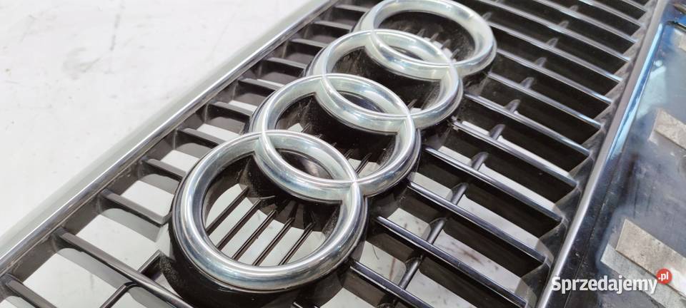 GRILL ATRAPA CHŁODNICY AUDI Q5 8R 8R0853651 Przystajń sprzedam
