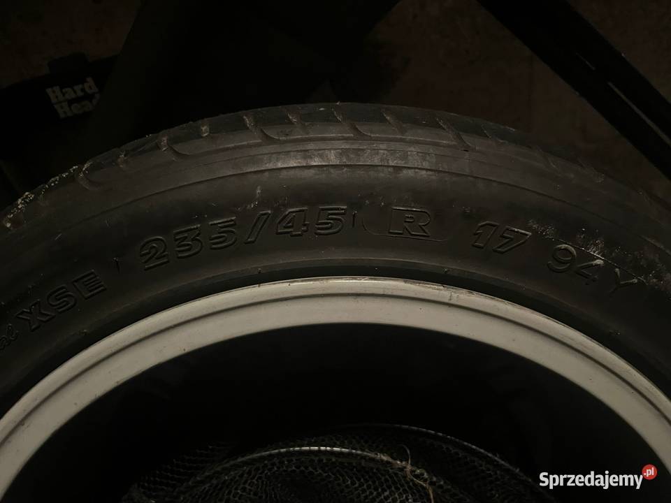 Felga aluminiowa audi R17 opona 23545