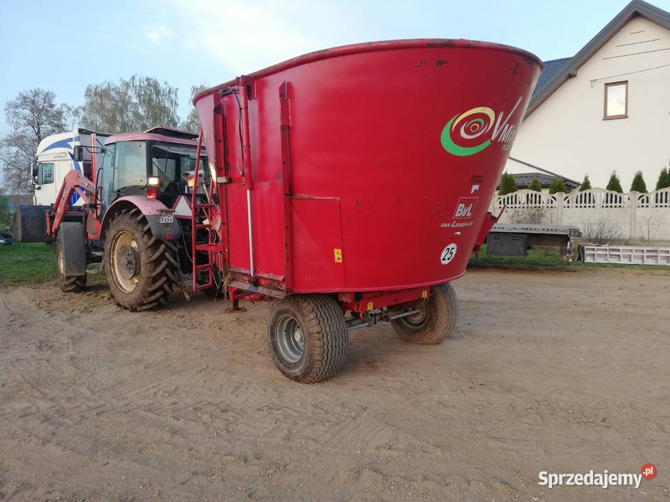 Sprzedam paszowóz BVL podlega negocjacji Przasnysz