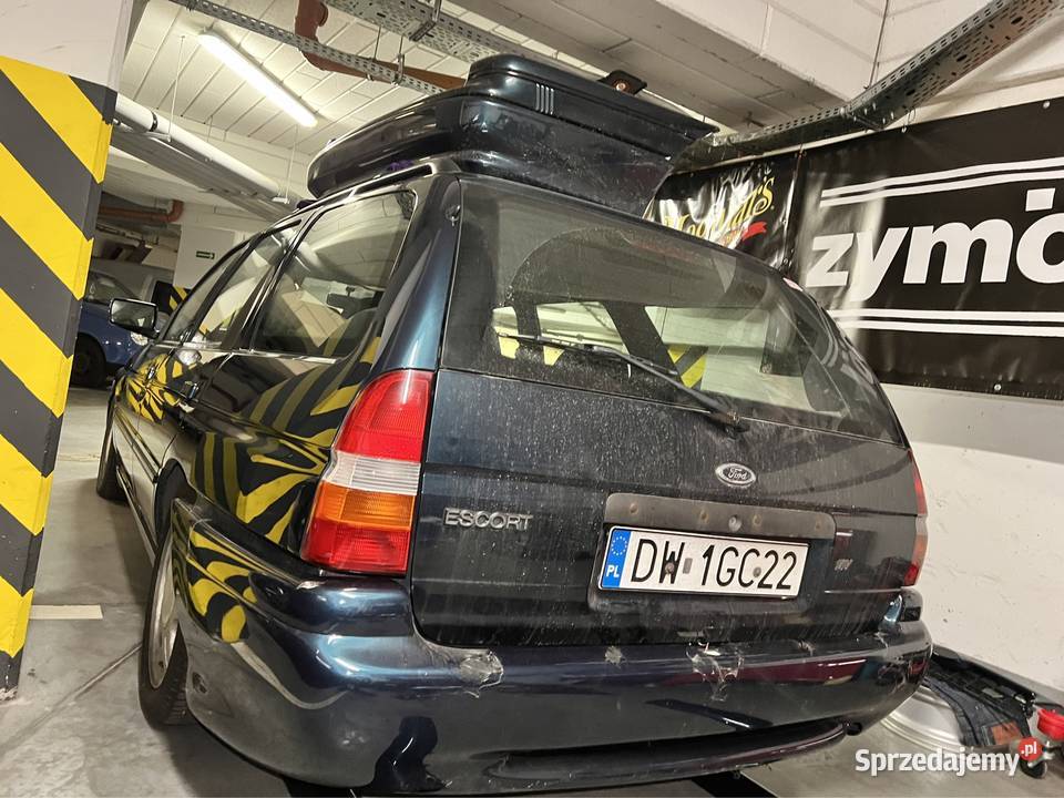 Tylny zderzak zender mk6 kombi stan 9100 mk567 osobowe Wrocław
