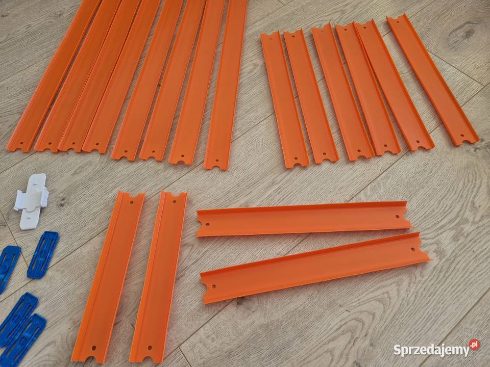 tor hot wheels pętla Mattel Barlinek