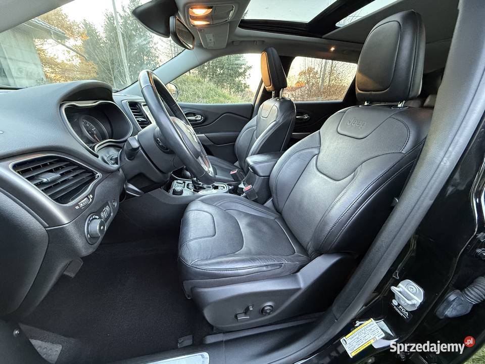 Jeep Cherokee 032021 24 przebiegu Pełna pakiet Cherokee