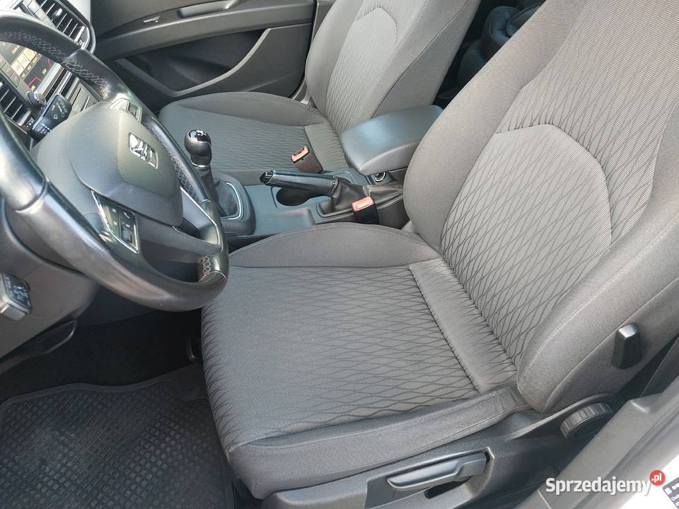 16 TDI 110 6 biegów Navi Tempomat Czujniki Długa Szlachecka
