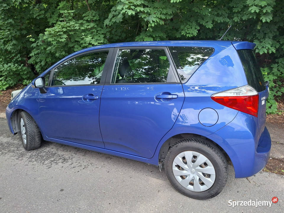 Toyota Verso S pełny serwis stan Siewierz