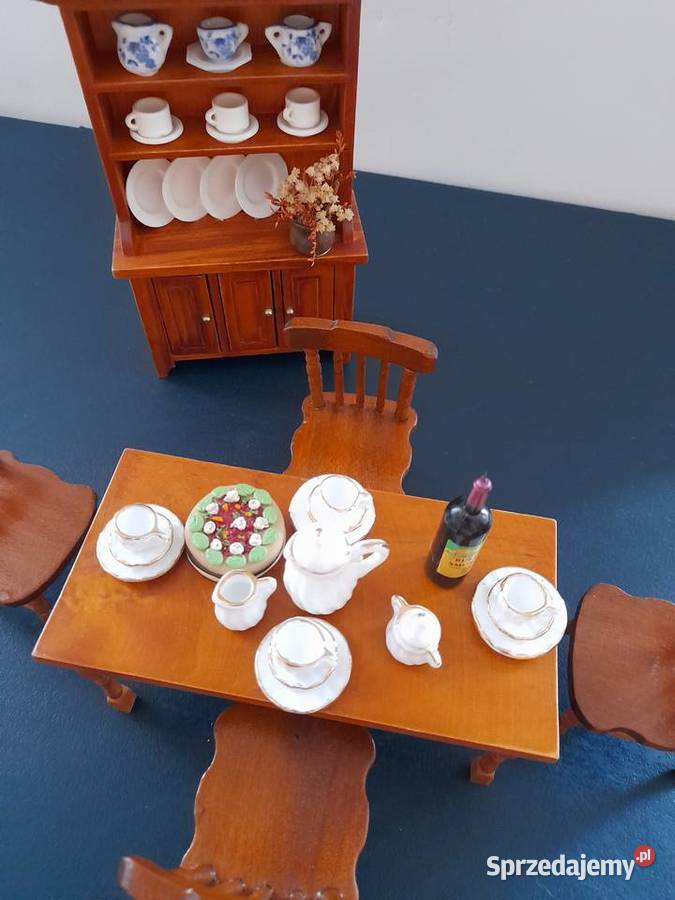 Mebelki do jadalni do domku lalek w skali 112 Bogatynia