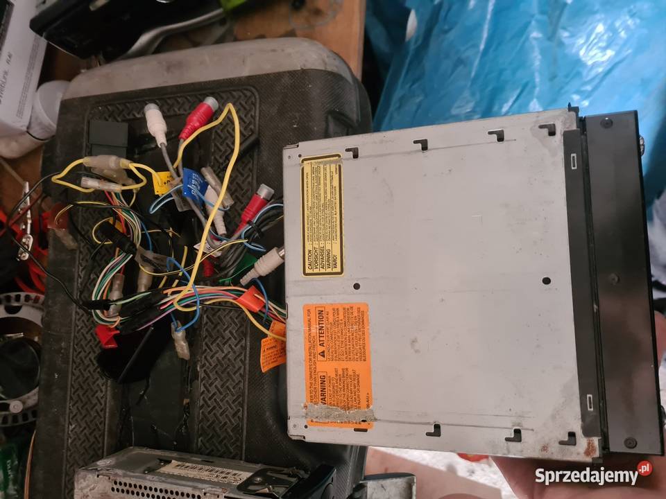 Radio pioneer ekran wysuwany