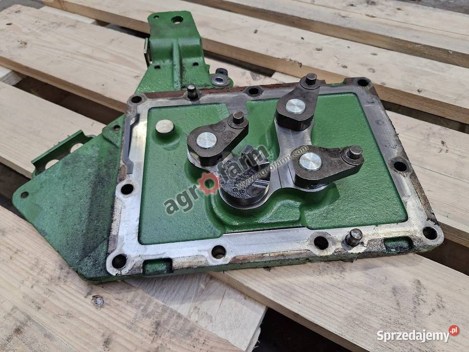 Pokrywa skrzyni biegów John Deere 6155M