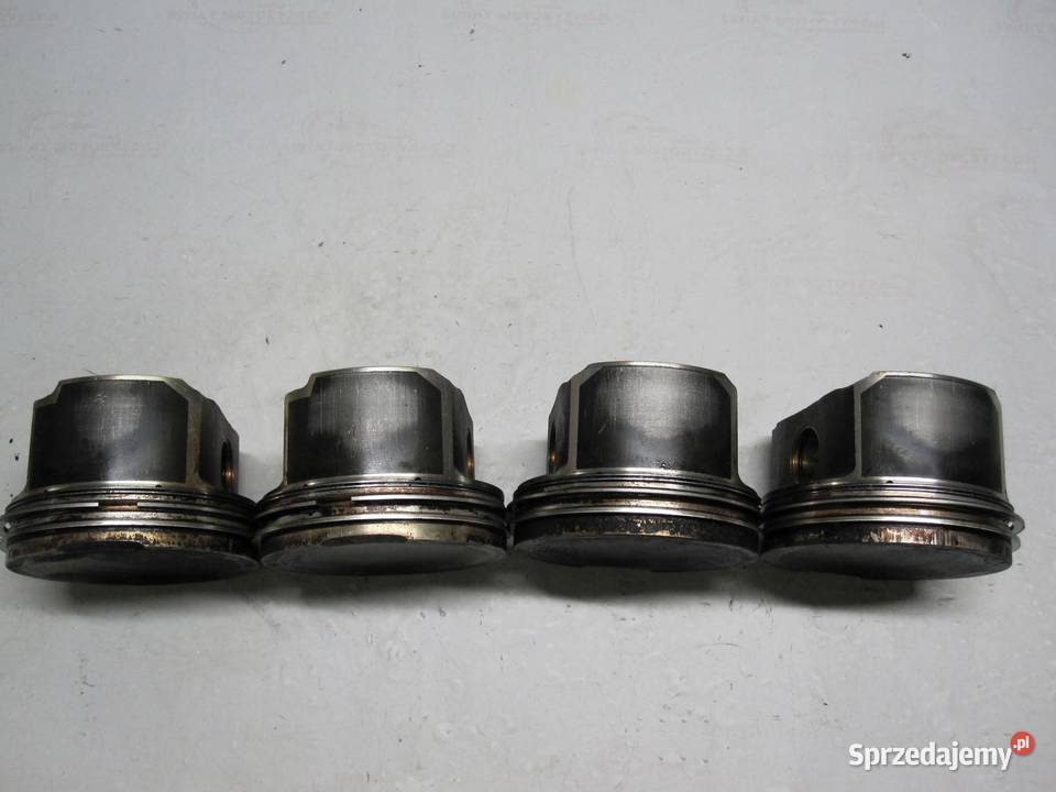 Audi TT 18 T 04r ARY 180 4x4 81P32 81P32 TŁOK Blok silnika