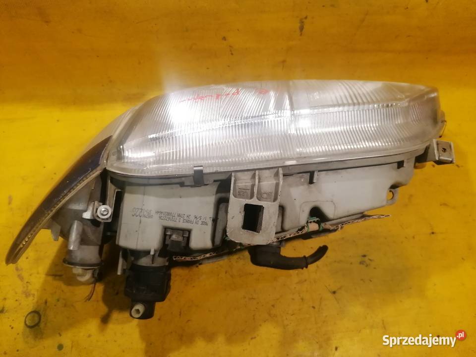 lampa przód lewa 7700831464 z kierunkiem Renault Piotrków Trybunalski sprzedam