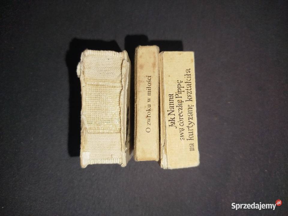 3 miniaturowe książki WAF PRL Aretino Brantme Opole