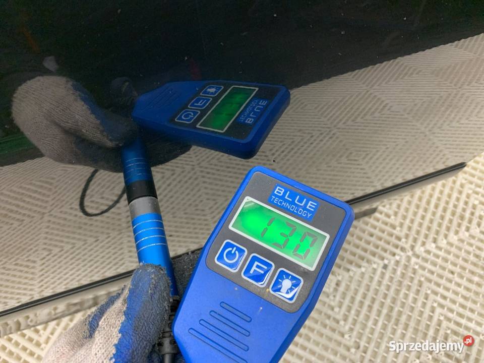 DRZWI PRAWY TYŁ VW GOLF V Hatchback 0310 CZARNY