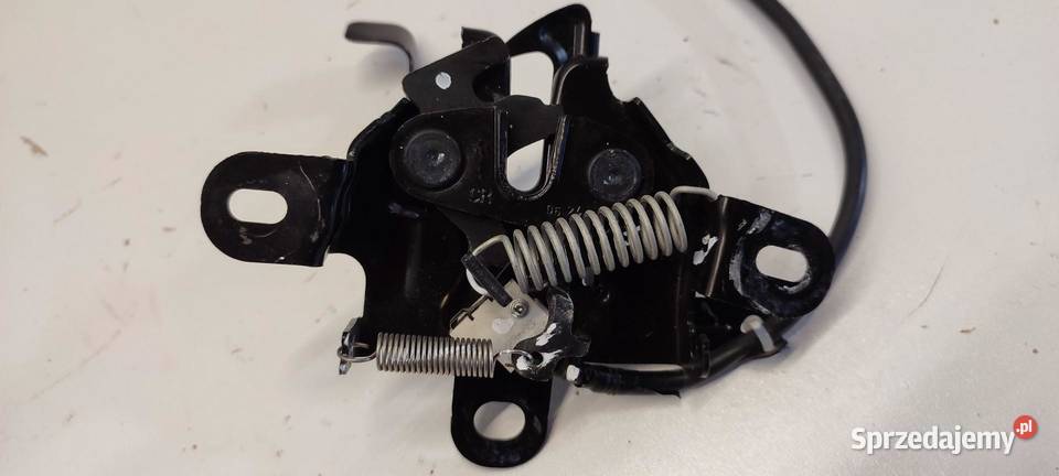 MAZDA 2 TOYOTA YARIS IV ZAMEK MASKI Części samochodowe sprzedam