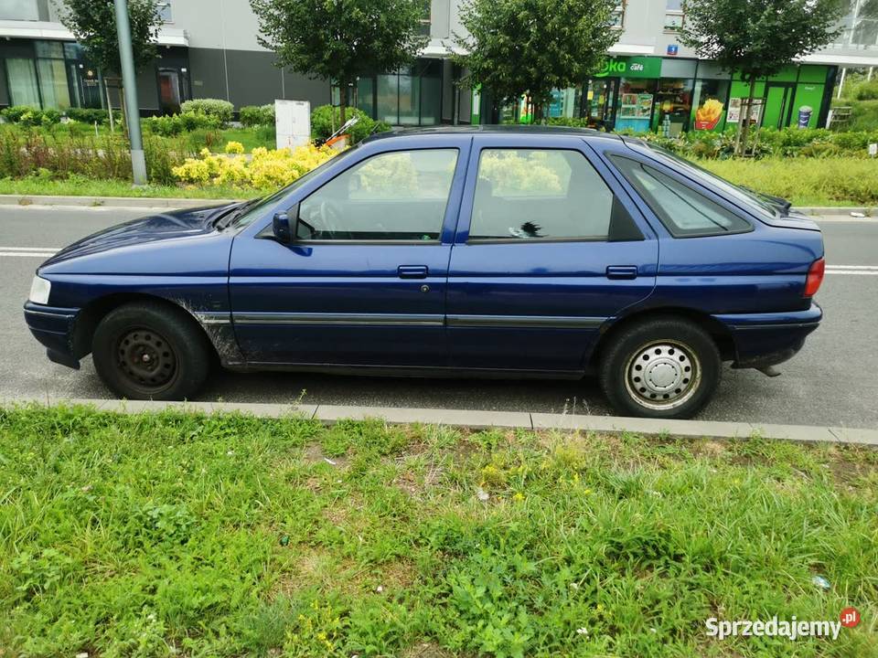 Ford Escort 1616V Benzyna 1993 Granatowy Warszawa sprzedam