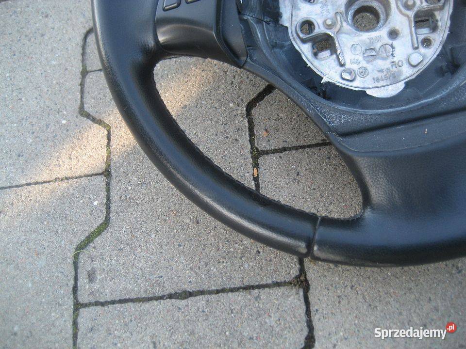 bmw x1 e84 0912r kierownica skóra czarna Rakoniewice sprzedam