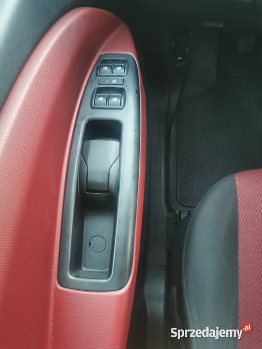 Fiat Doblo 14 16V Dynamic 95 2010 r nowości w elektrochrom. lusterko wst. śląskie Zabrzeg