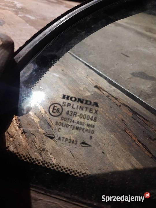 Szyba lewy prawy tył trójkątna Honda Accord VI 6 osobowe sprzedam