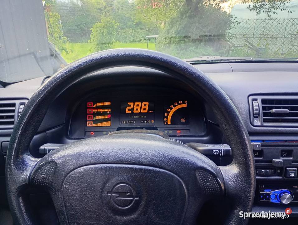 Opel Calibra 20 mały przebieg licznik DIGITAL centralny zamek Dzierżoniów