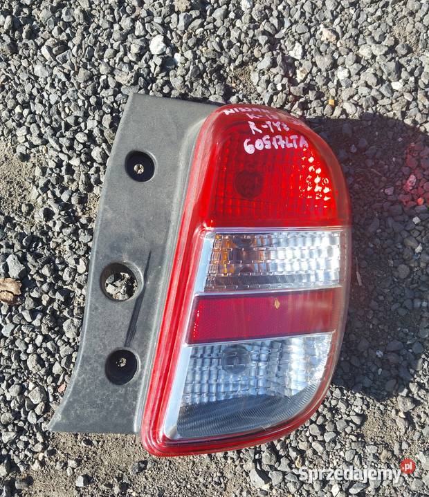 Nissan Micra k13 lampa prawa tylna tył dolnośląskie Byków