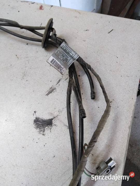 Wiązka spryskiwaczy przedniej szyby bmw e39 Mieroszyno
