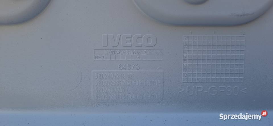 IVECO TWAY MASKA GRILL ATRAPA PRZÓD ORYGINAŁ Bieleń