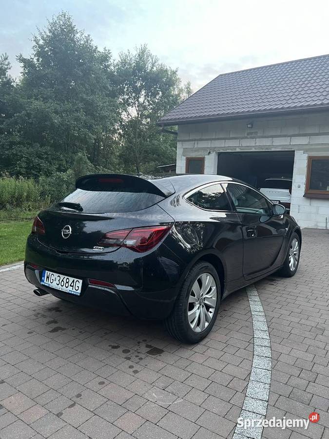 Opel Astra J GTC Sport 16 Turbo 180 BiXenon Zygmunty