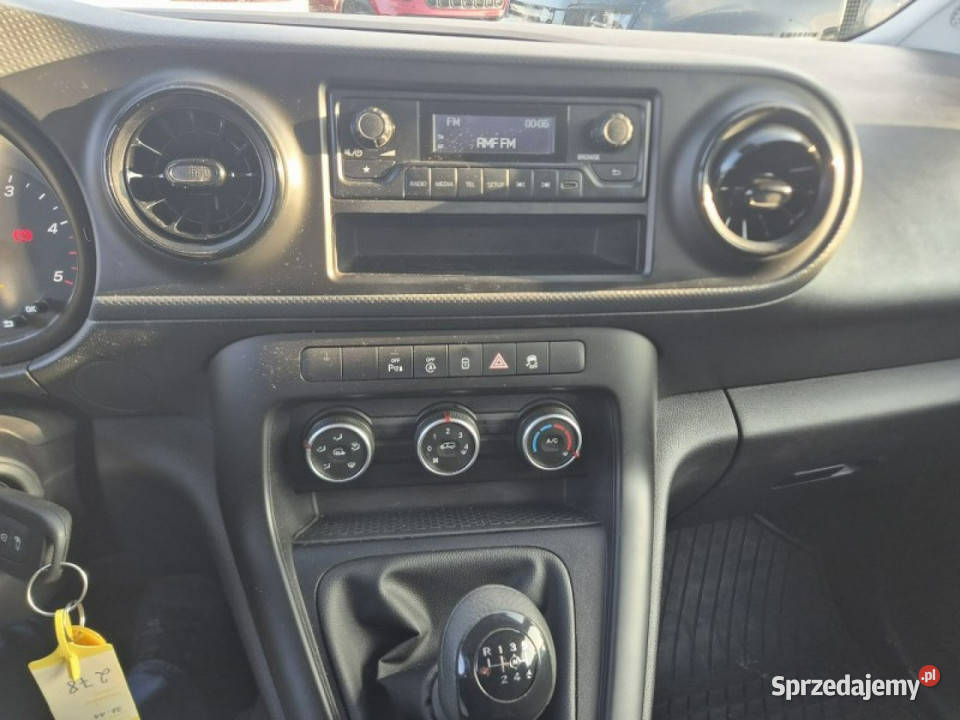 Mercedes Citan Komorniki