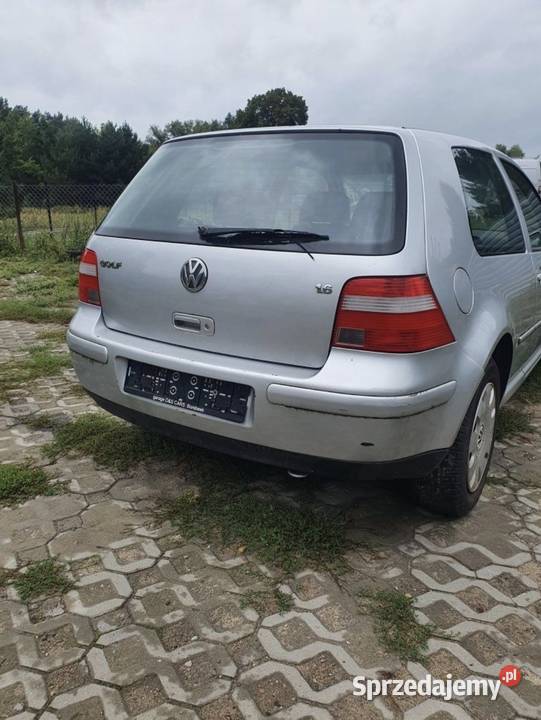 Tylny zderzak Golf IV Lift LA7W Gostynin