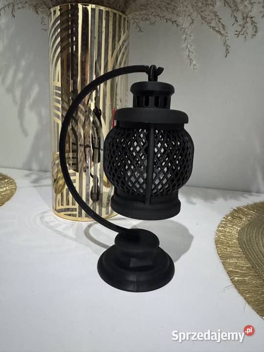 Stylowa czarna lampionowa latarnia LED świecznik sprzedam