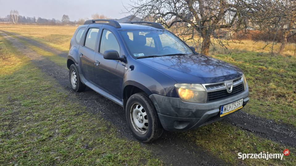 Dacia Duster Dacia Duster 4x4 2010 Benzyna Hak Zarejestrowany w Polsce Dębe Wielkie sprzedam