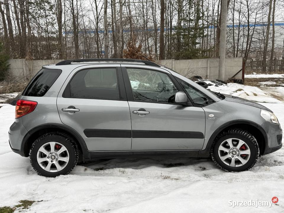 Suzuki SX4 20 DDiS napęd 4x4 135 2010r manualna SX4 sprzedam