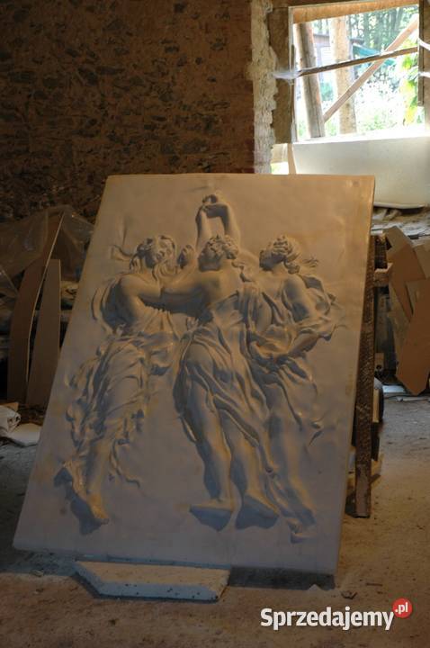 Płaskorzeźba na ścianę kobiety Trzy gracje Jeżów Sudecki