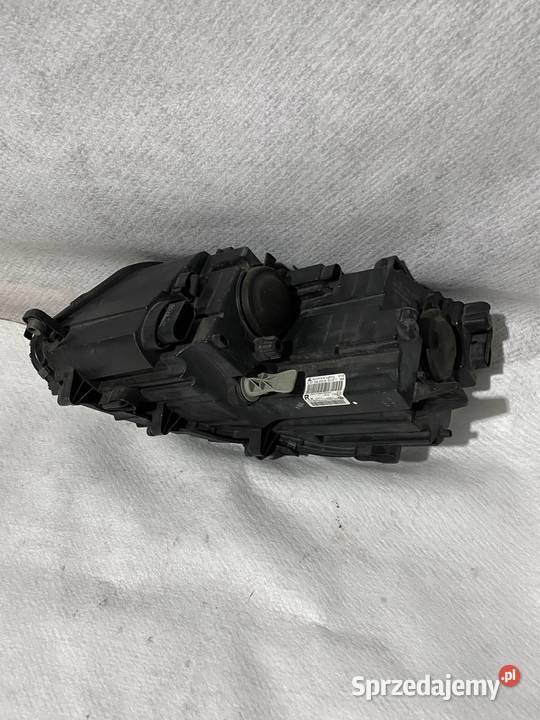 Lampa prawy przód Vw Touran 1015 Jasienica