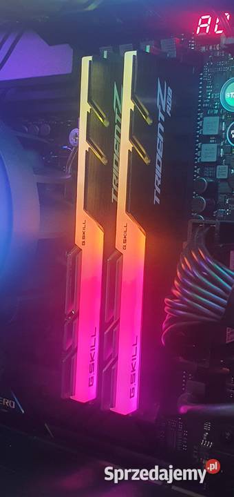 GSkill TridentZ RGB DDR4 16GB 2x8GB 4000MHz CL18 Pamięci Nysa