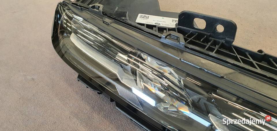 lampa prawa przód BMW G70 i7 LED SWAROVSKI osobowe