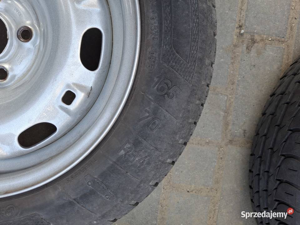 Felgi z oponami vwseatskoda Samochodowe Rumia
