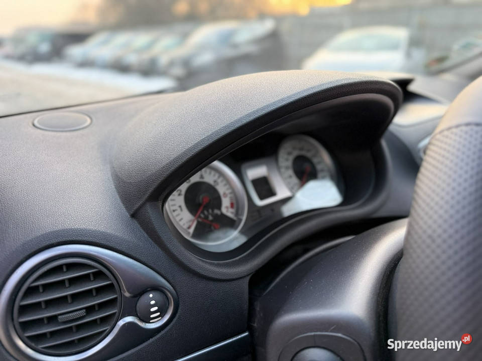 Renault Clio serwisowany w ASO Częstochowa