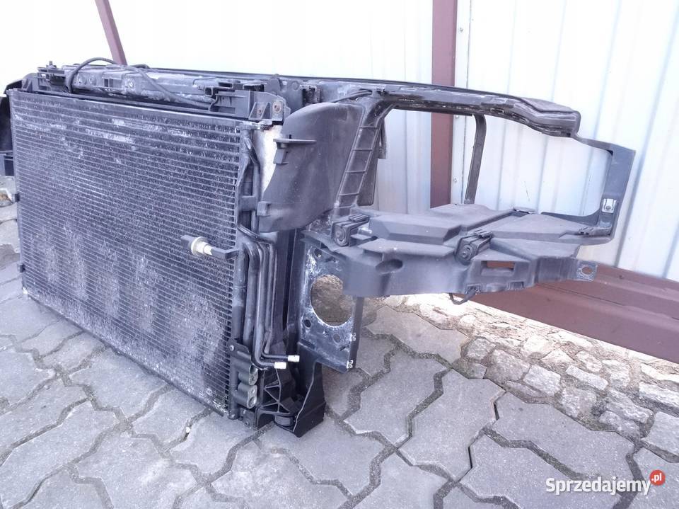 4E0121205F AUDI A8 D3 37 42 PAS PRZEDNI CHLODNIC