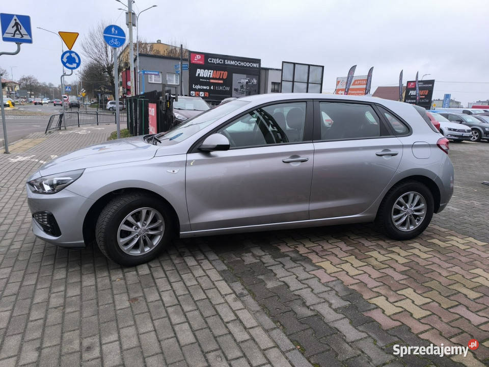 Hyundai i30 15DPi 16V 110 Klima Navi Czujniki szary Łuków sprzedam