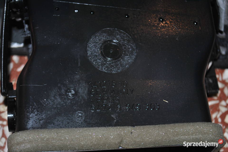 Kratka wlotu powietrza kabiny BMW E60 E61 Poręba sprzedam